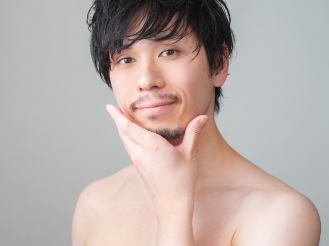 イケメンなら青髭でも許されるのか