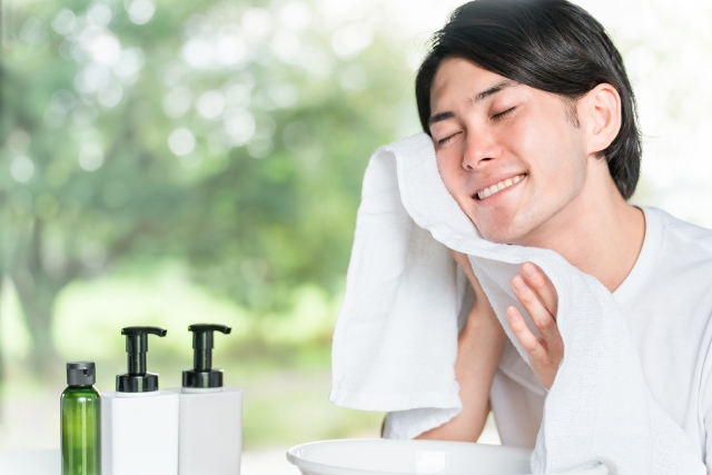 肌が汚いイケメンが美肌を目指す方法