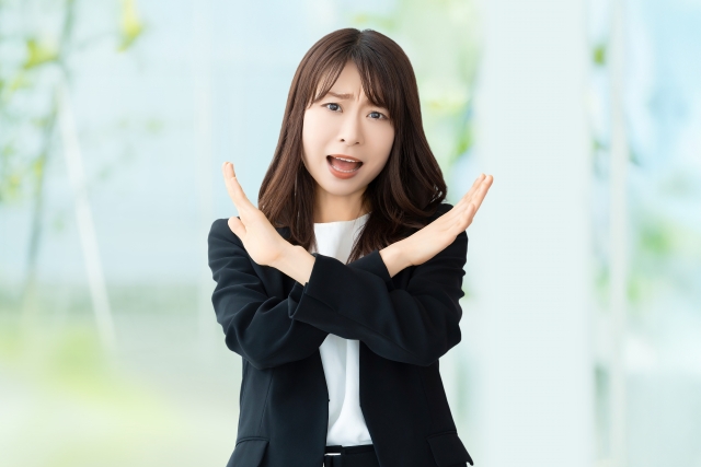 青髭があると若くみられない？