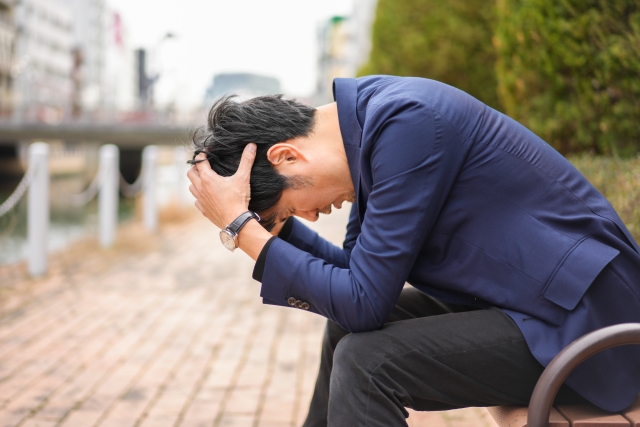 自信が持てず恋愛に消極的になる