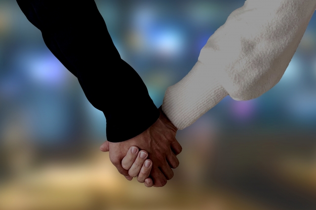 手を繋ぐタイミング