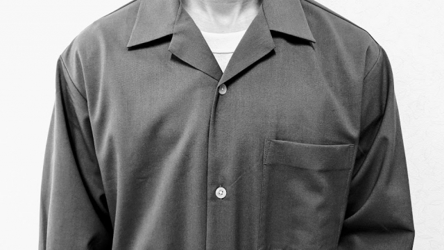 モノトーン+1色を基本に