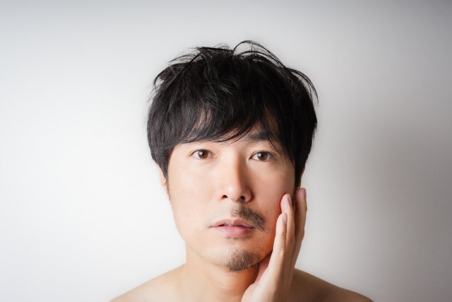 童顔でヒゲが似合う人の特徴